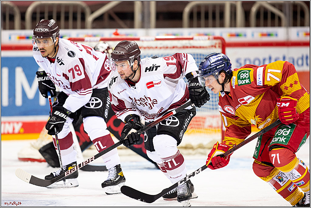 PENNY DEL;  Duesseldorfer EG - Koelner Haie; Duesseldorf, 15.03.2021